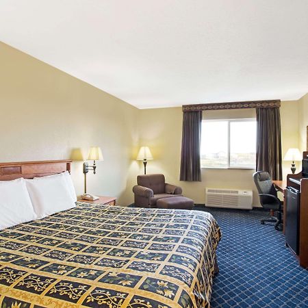 Days Inn By Wyndham Brigham City Eksteriør billede